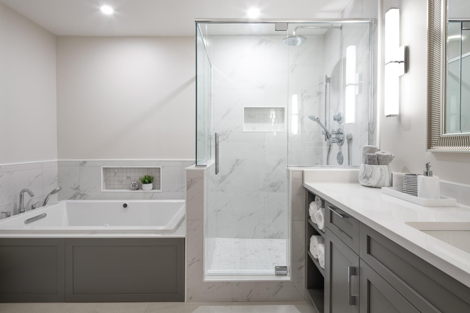 Falcon Lake Interior Design